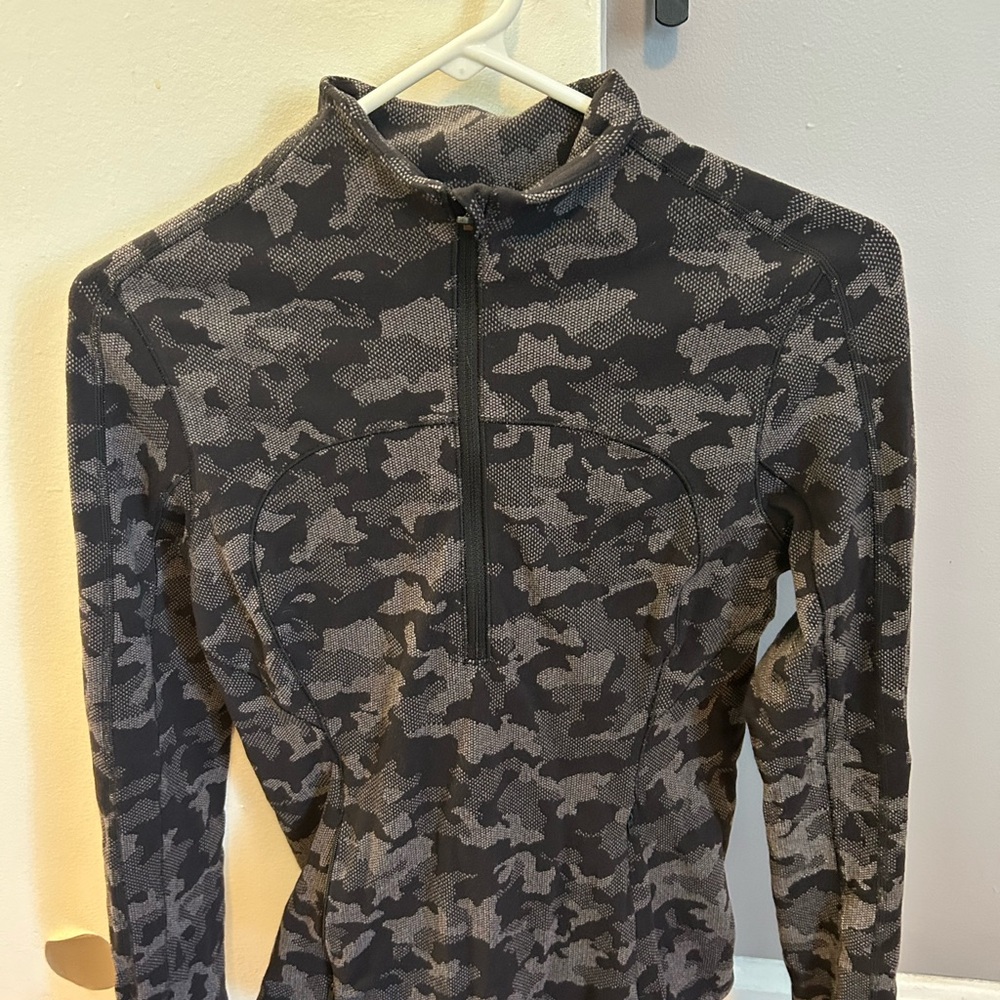 lululemon athletica Black Camouflage Quarter-Run Briskly 1/2 Zip Hoodie